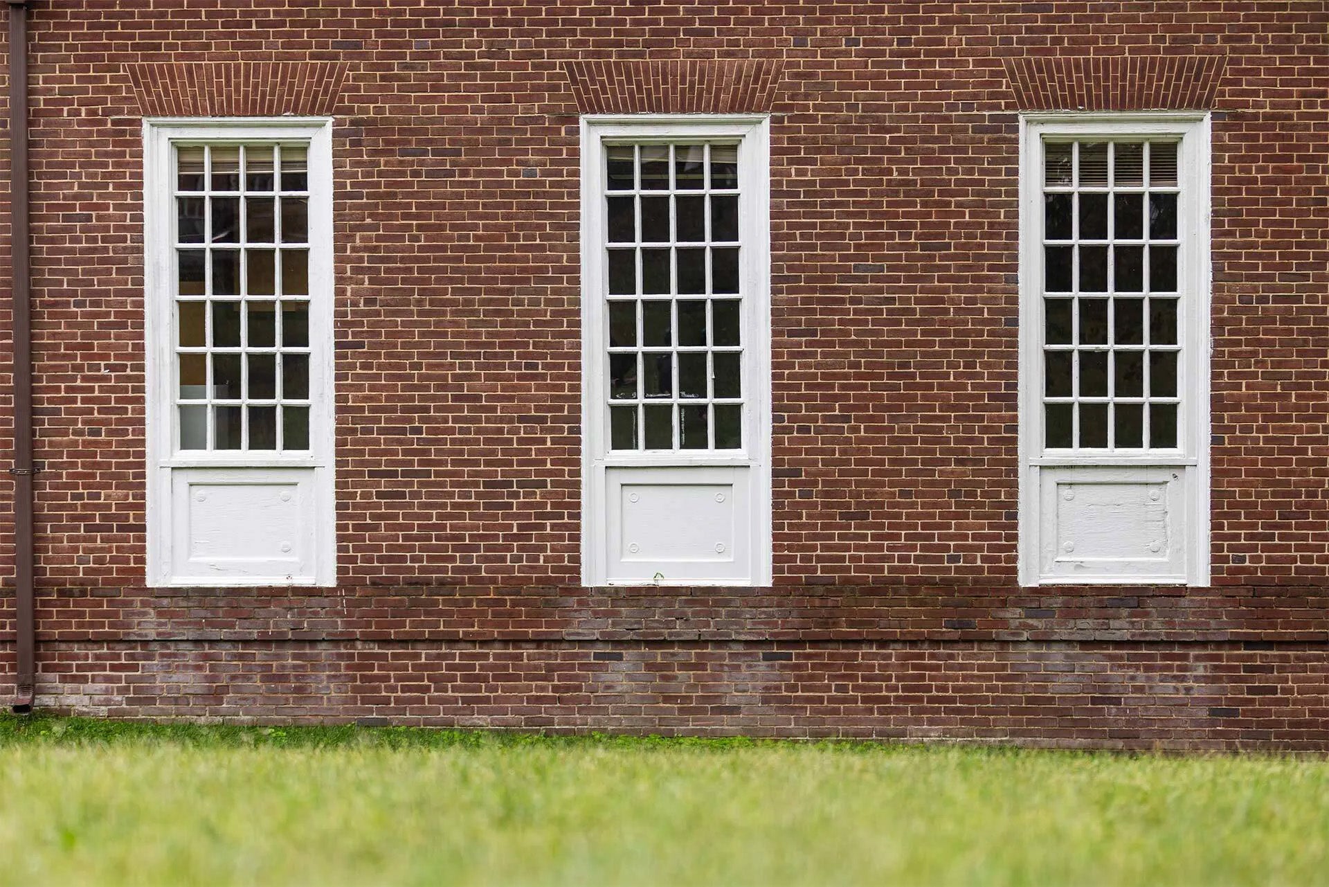 Preinkert Hall molded windows