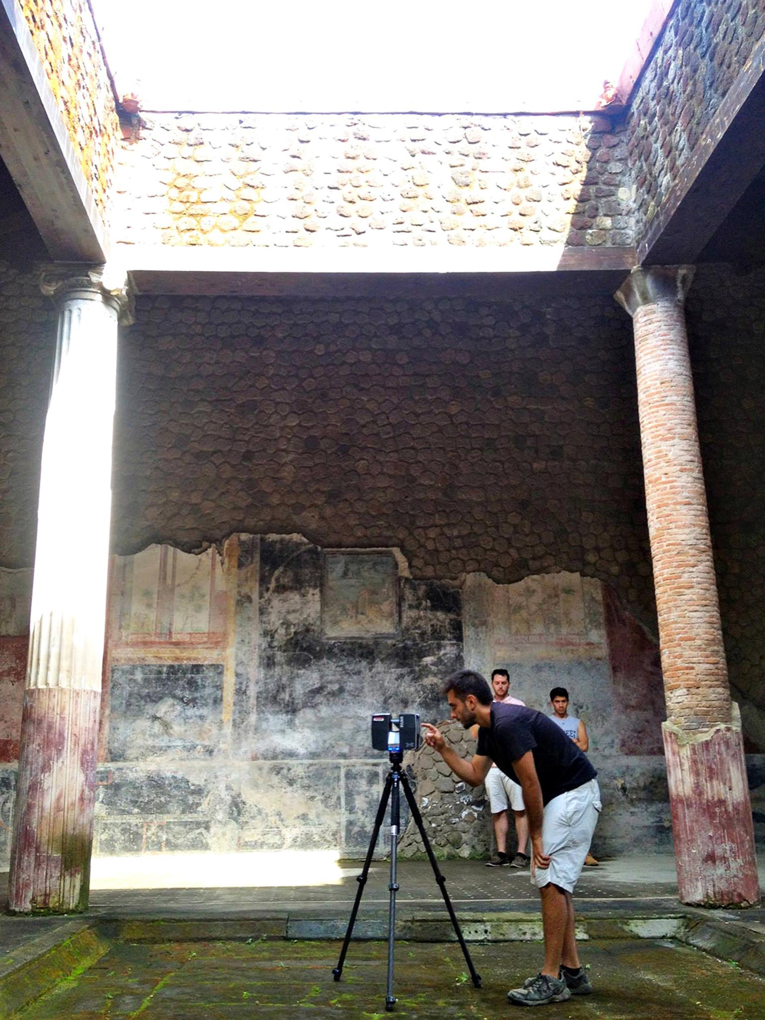 Students mapping the Villa San Marco in Stabiae, Italy