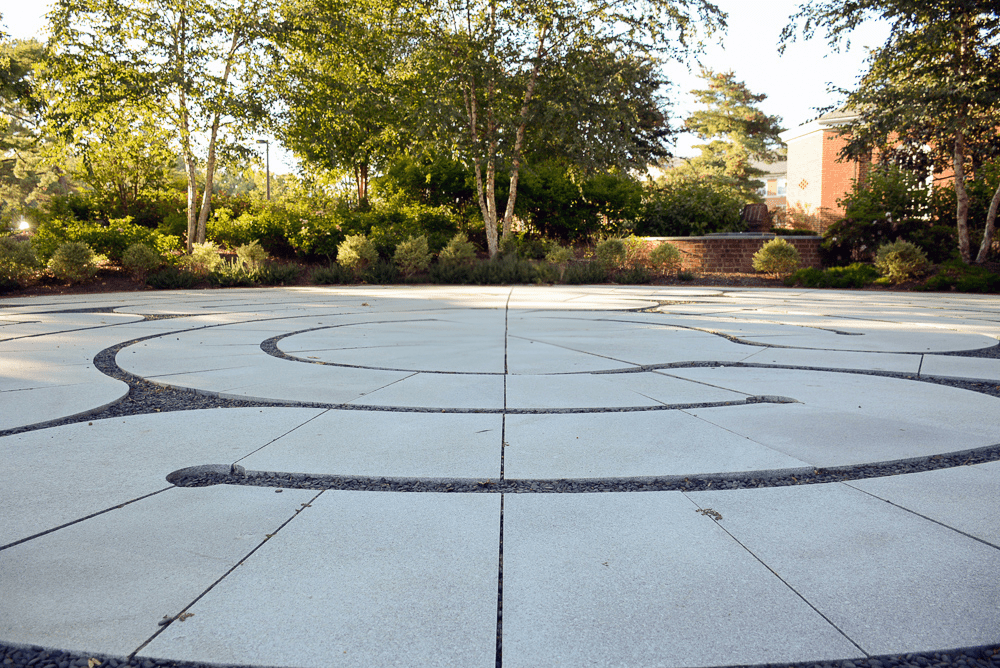 Circle labyrinth 