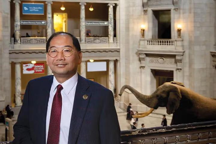 Chun-Hsi Wong at the Smithsonian National Museum of Natural History